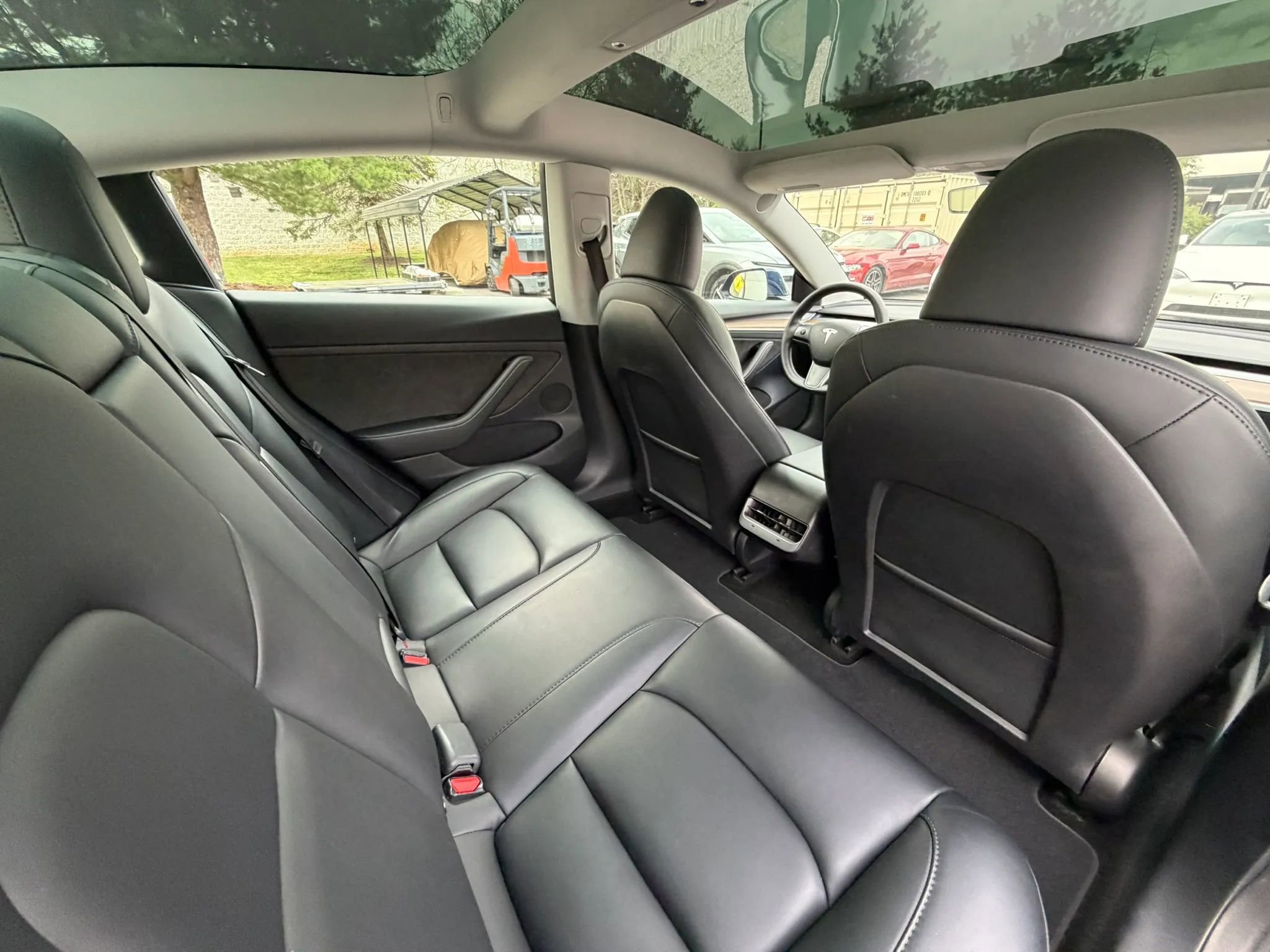 Used 2023 Tesla Model 3 Standard Range image 19