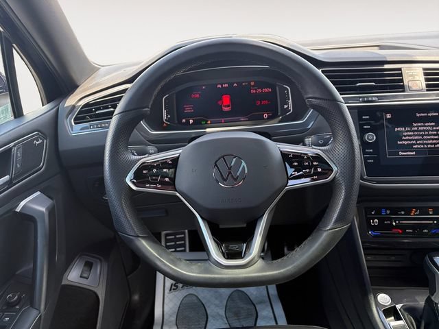 Used 2023 Volkswagen Tiguan SEL R-Line AWD/4WD image 12