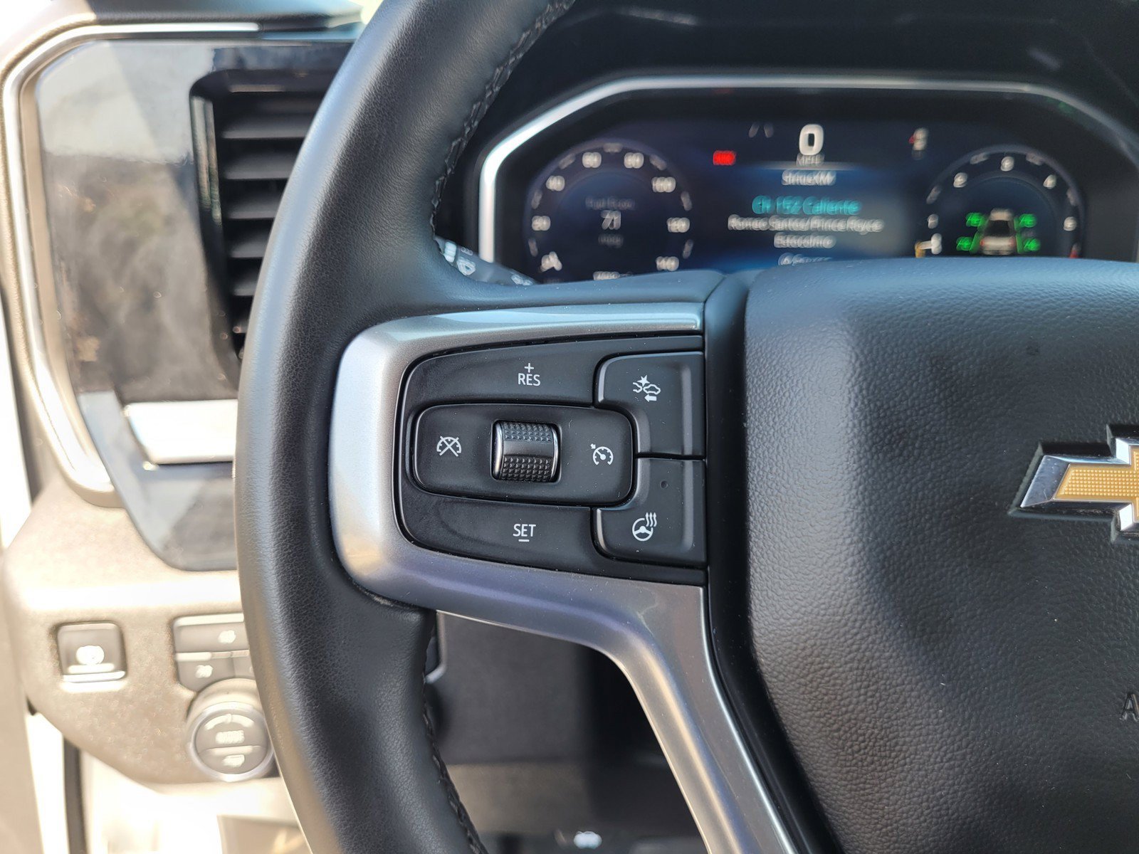Used 2025 Chevrolet Silverado 2500 LT w/ Safety Package AWD/4WD image 21