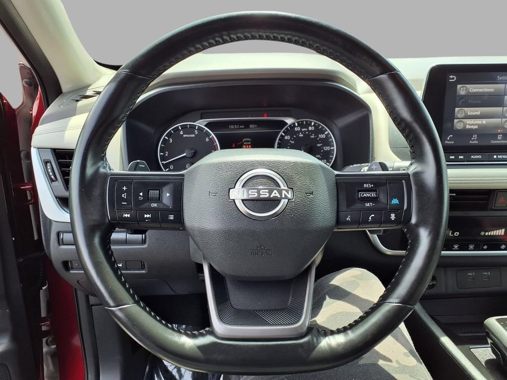 Used 2025 Nissan Rogue SV AWD/4WD image 15