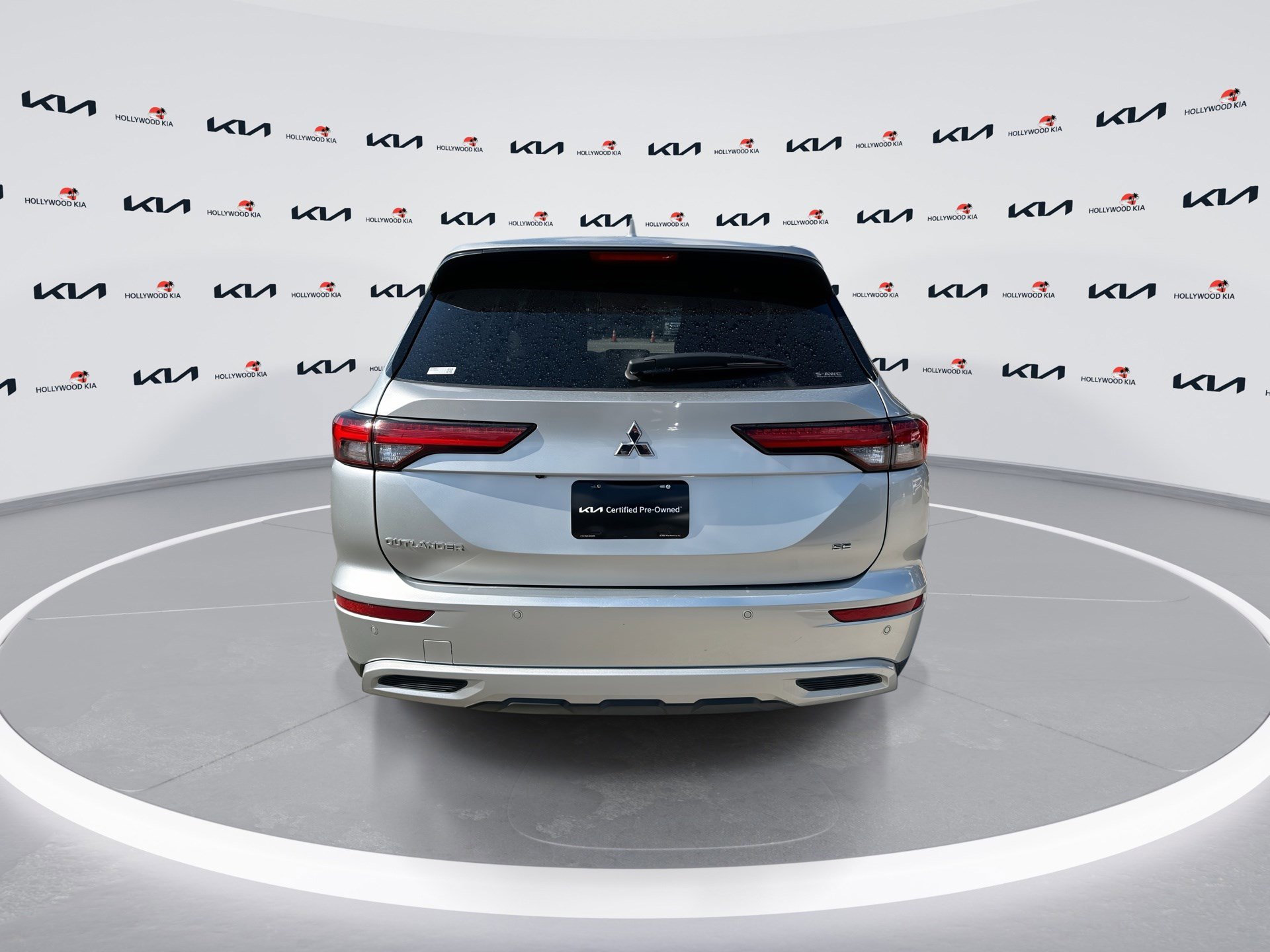 Used 2024 Mitsubishi Outlander SE Black Edition AWD/4WD image 7