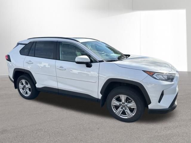Certified 2021 Toyota RAV4 XLE w/ Convenience Package AWD/4WD image 24