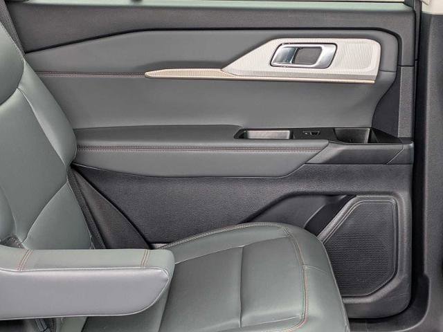 Certified 2025 Ford Explorer Active w/ Active Comfort Package image 24