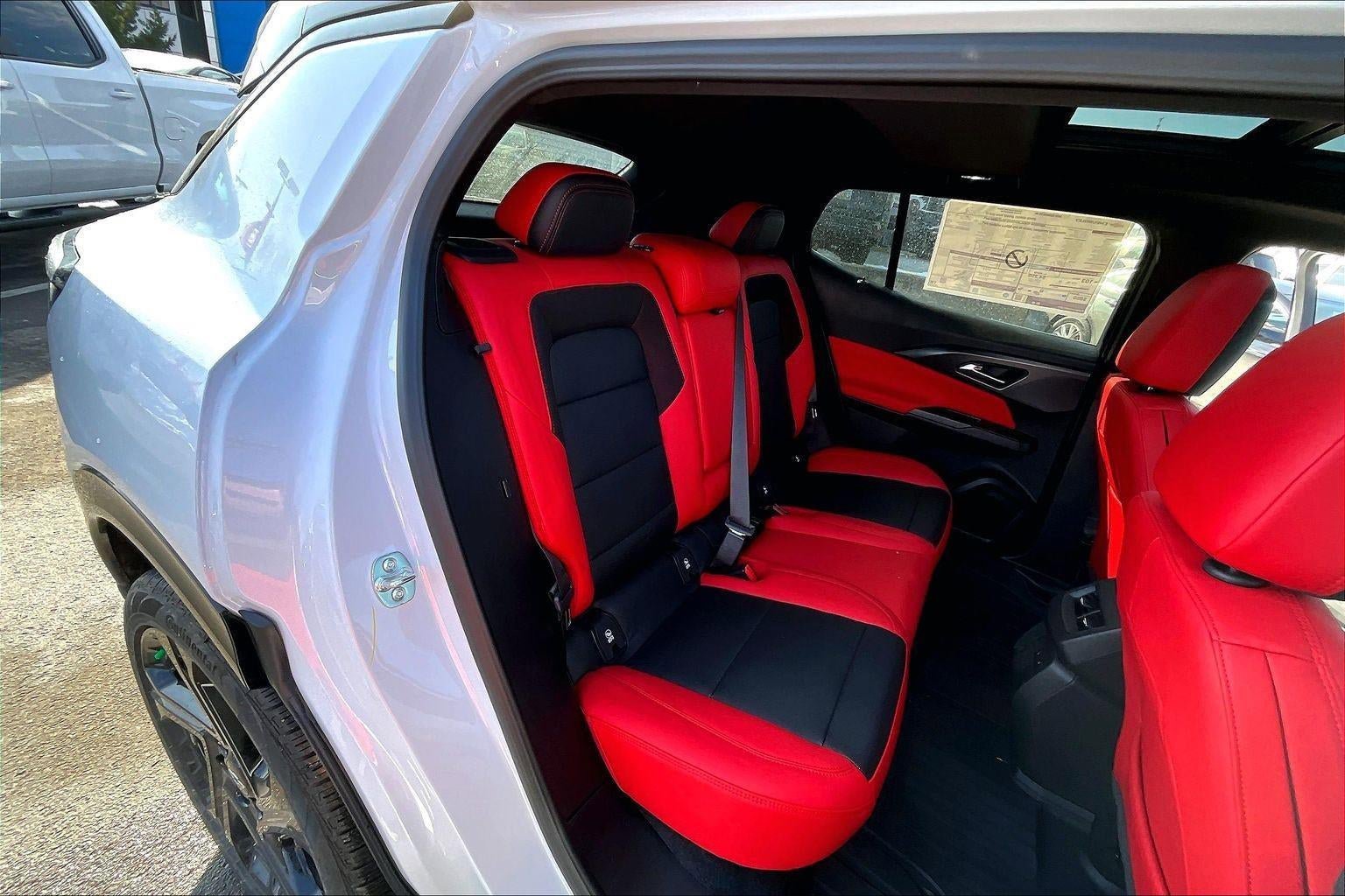 New 2026 Chevrolet Equinox EV RS w/ Convenience Package II AWD/4WD image 12