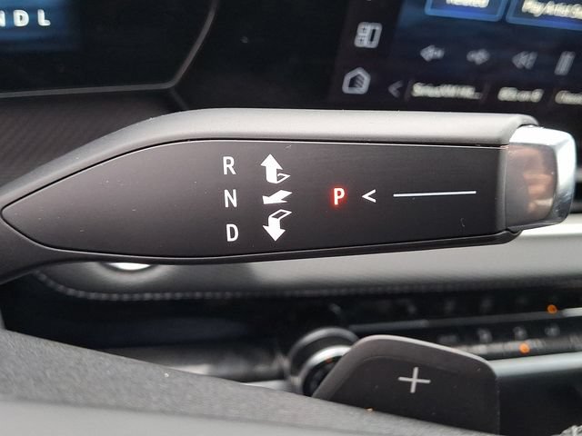 Used 2026 Chevrolet Equinox LT FWD image 14