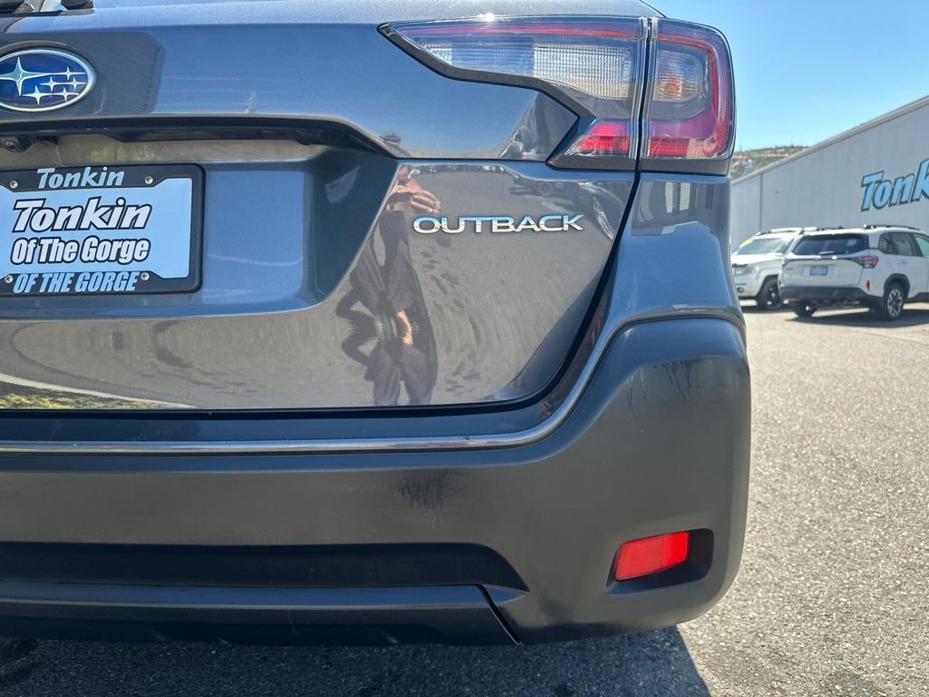 Used 2024 Subaru Outback Premium AWD/4WD image 30
