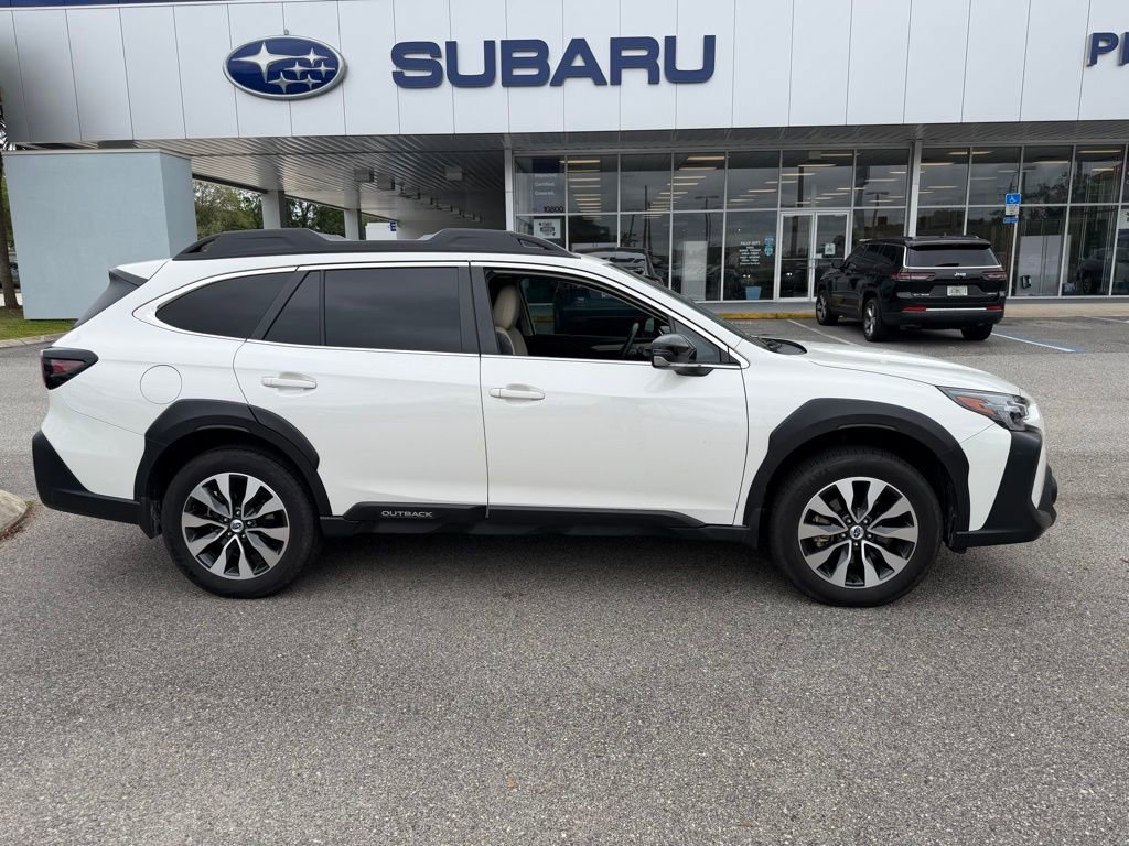 Used 2023 Subaru Outback Limited AWD/4WD image 2