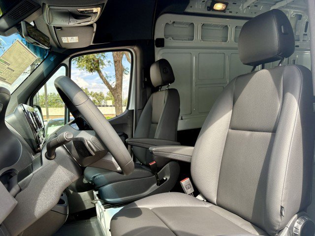 New 2026 Mercedes-Benz Sprinter 2500 image 7