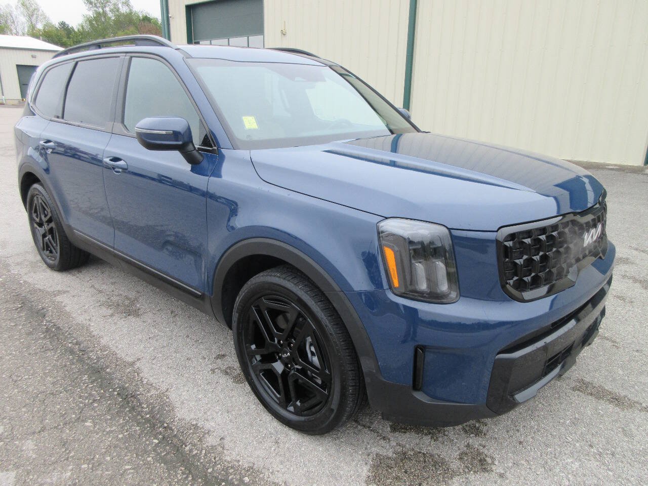 Used 2024 Kia Telluride EX X-Line AWD/4WD image 8