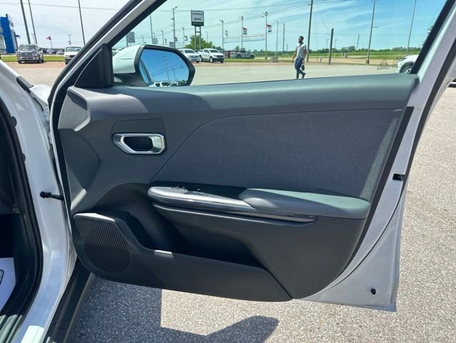 Used 2025 Kia K4 EX FWD image 9