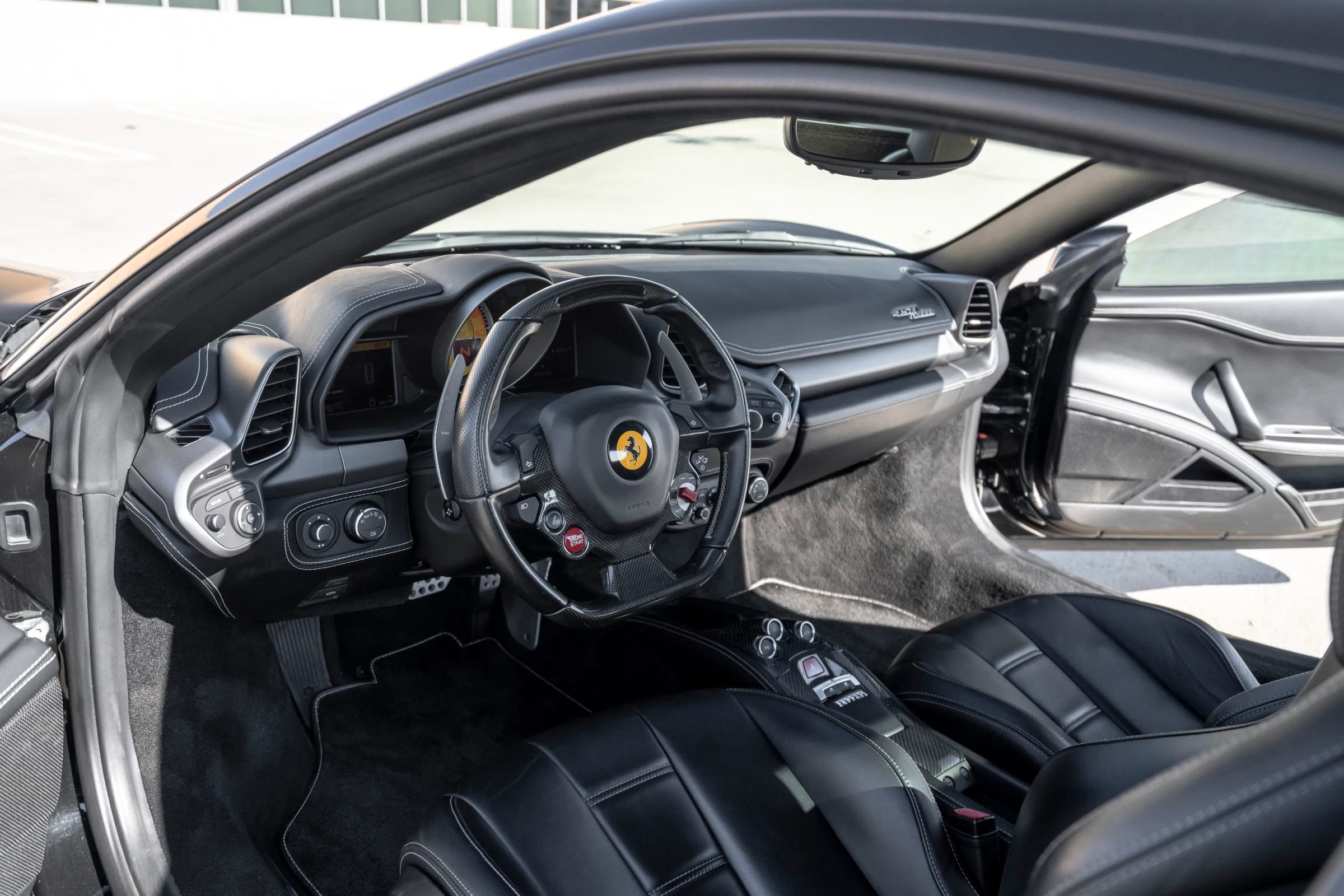 Used 2014 Ferrari 458 Italia Coupe image 20
