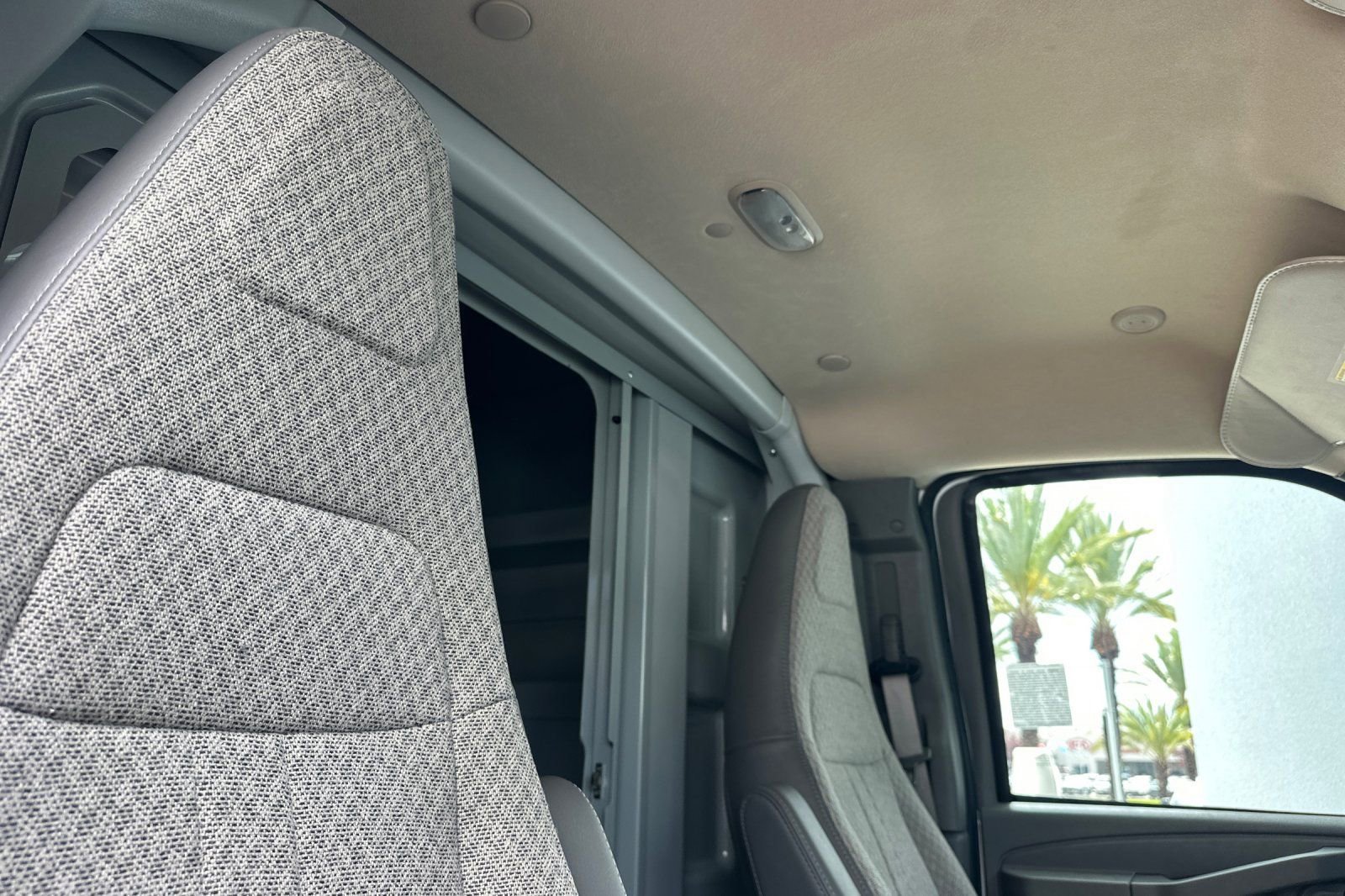 New 2024 Chevrolet Express 3500 w/ Power Convenience Package image 14