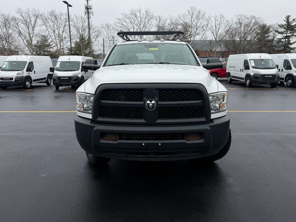 Used 2018 RAM 3500 Tradesman image 2