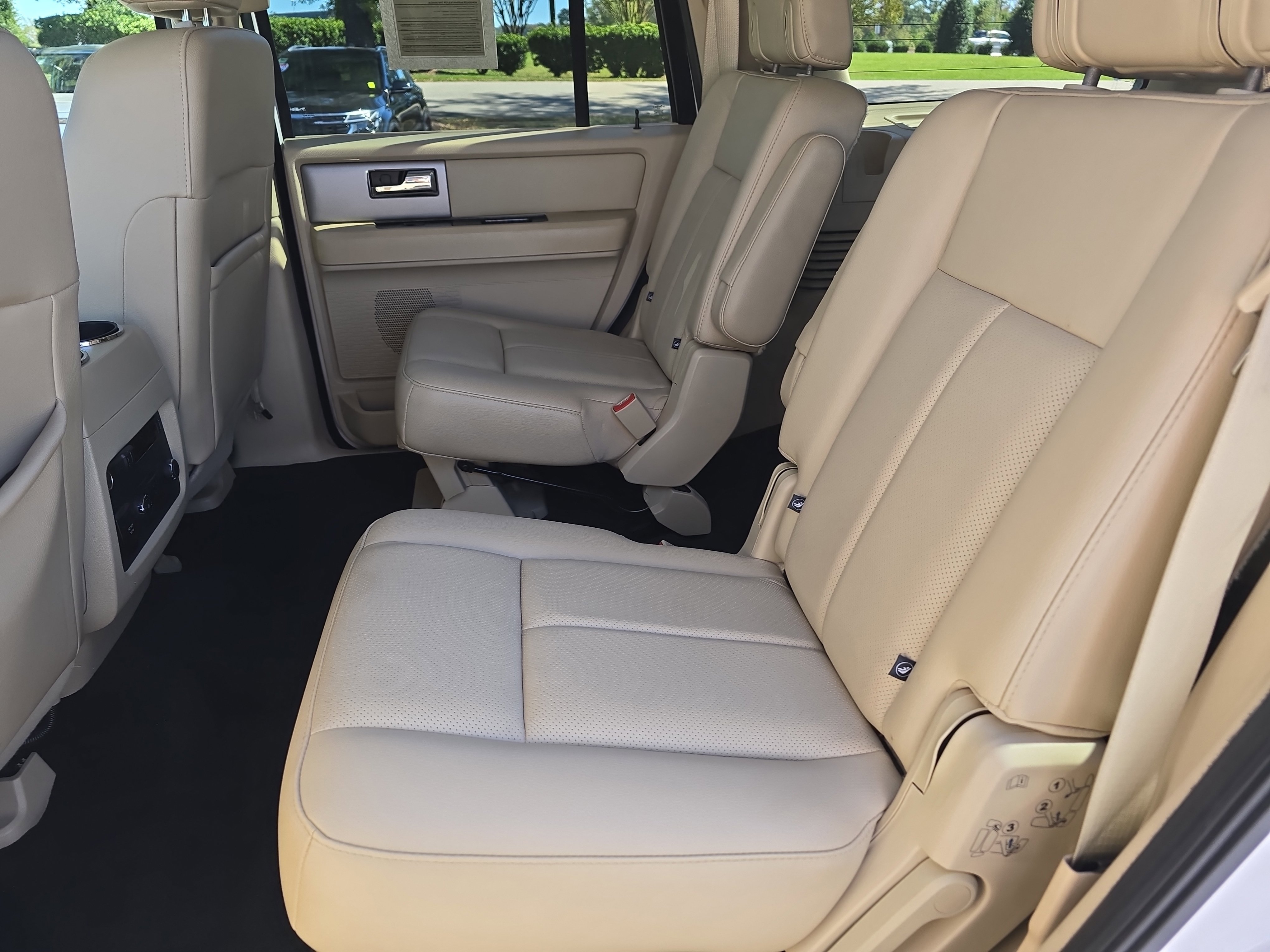 Used 2017 Ford Expedition Limited w/ Equipment Group 301A image 16