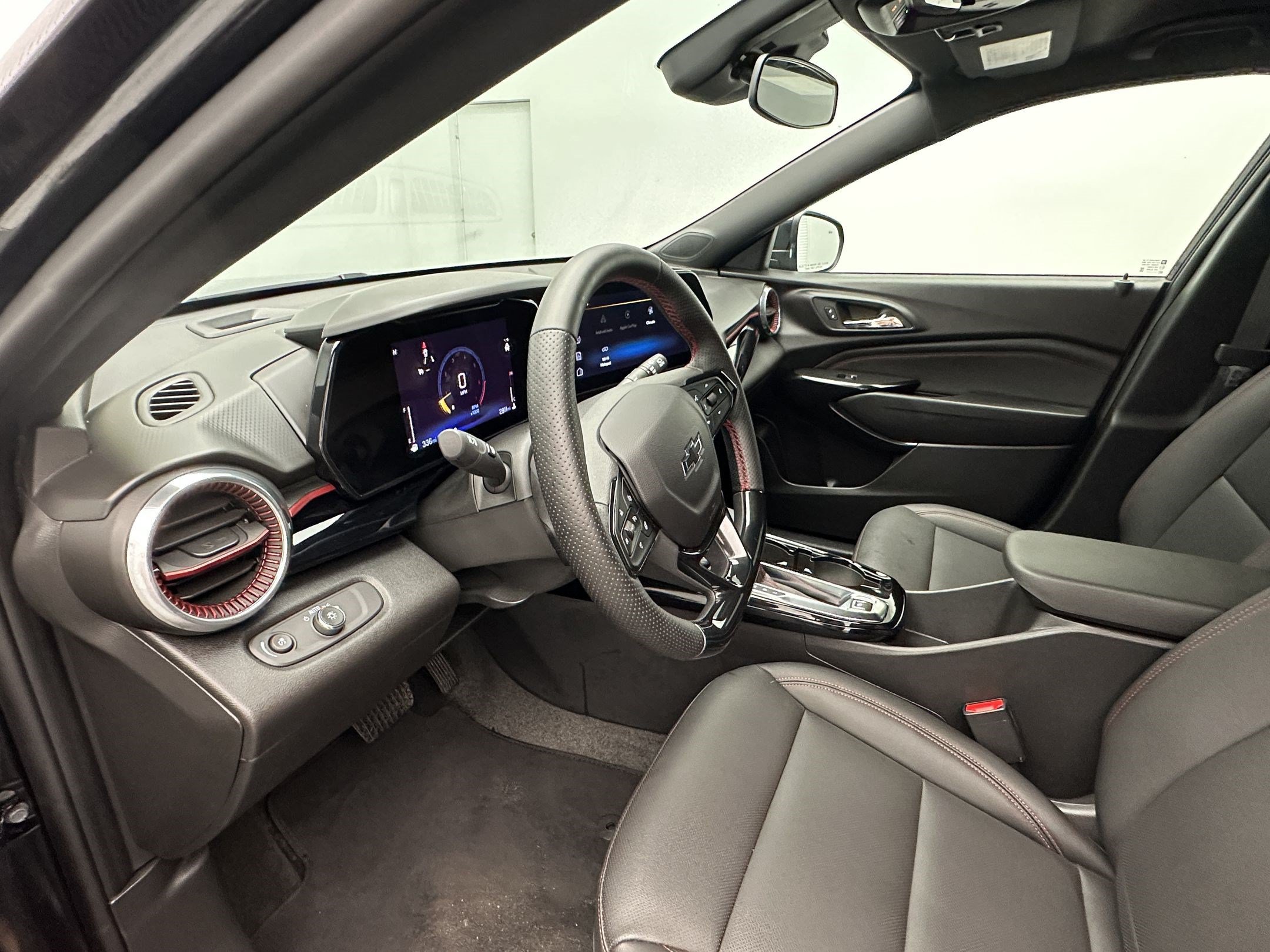 New 2026 Chevrolet Trax RS w/ Driver Confidence Package FWD image 27