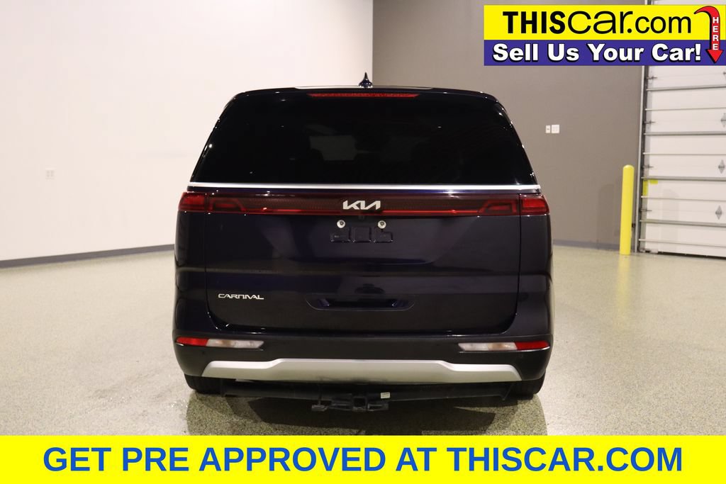 Used 2024 Kia Carnival LX FWD image 8