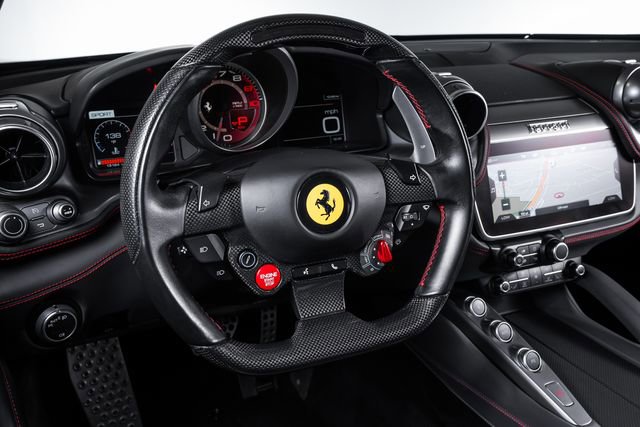 Used 2019 Ferrari GTC4Lusso AWD/4WD image 36