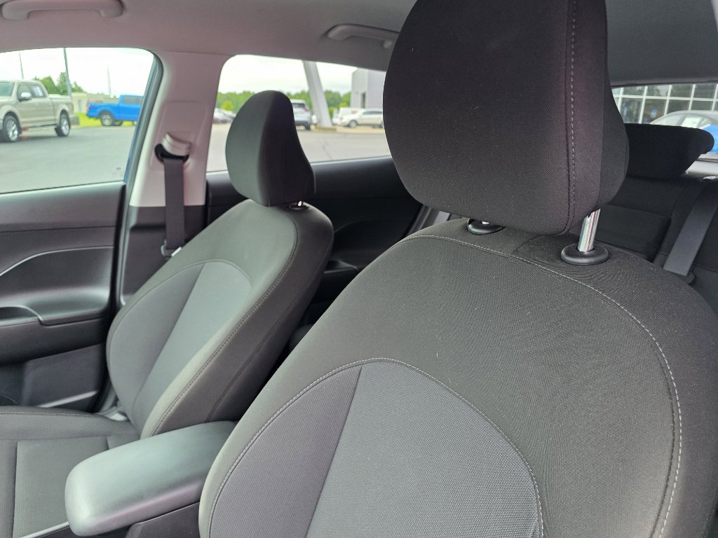 Used 2024 Hyundai Kona SEL image 12