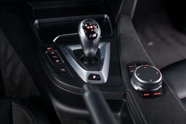 Used 2019 BMW M4 CS image 31