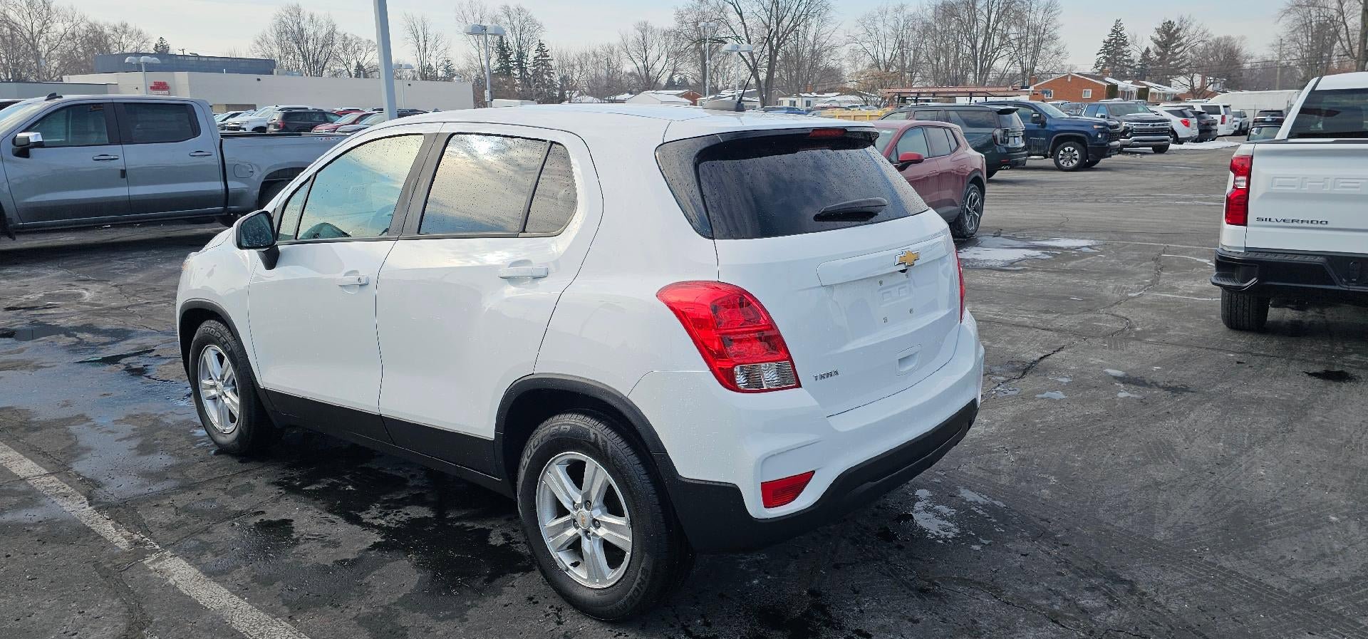 Used 2020 Chevrolet Trax LS image 5