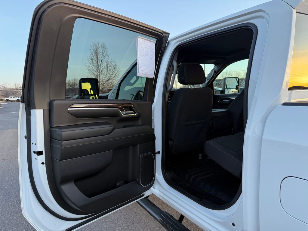 Used 2024 GMC Sierra 3500 SLE w/ SLE Convenience Package AWD/4WD image 22