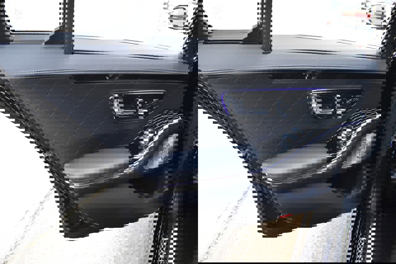 Used 2021 Mercedes-Benz S 580 4MATIC w/ AMG Line image 20