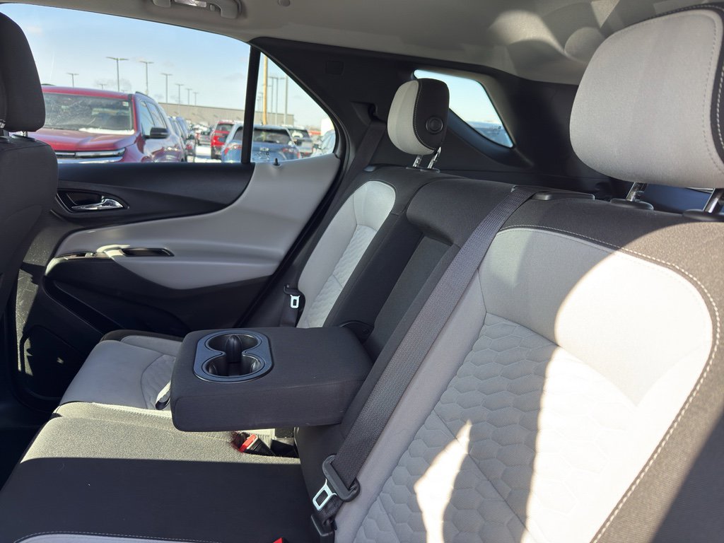 Used 2020 Chevrolet Equinox LT image 32