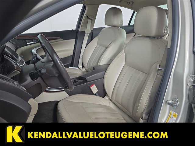 Used 2016 Buick Regal image 16