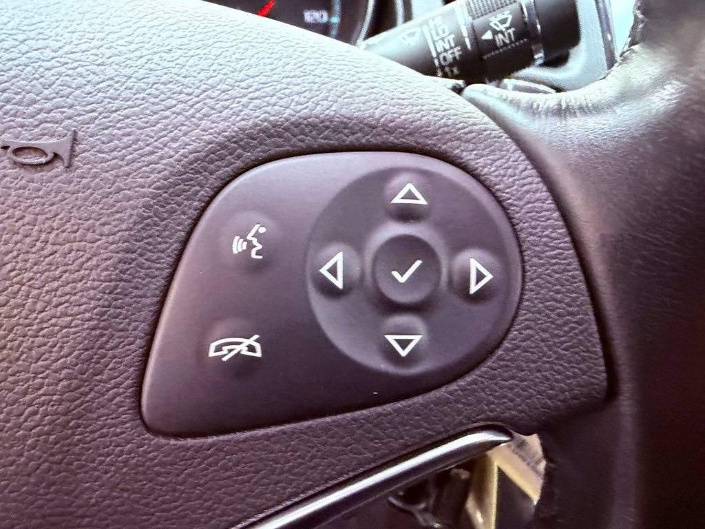 Used 2017 Chevrolet Impala LT w/ Convenience Package FWD image 19