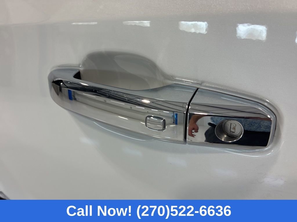 Used 2025 GMC Sierra 1500 Denali AWD/4WD image 14