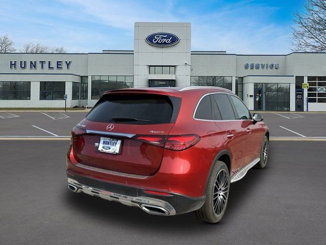 Used 2023 Mercedes-Benz GLC 300 4MATIC w/ Pinnacle Trim Package image 4