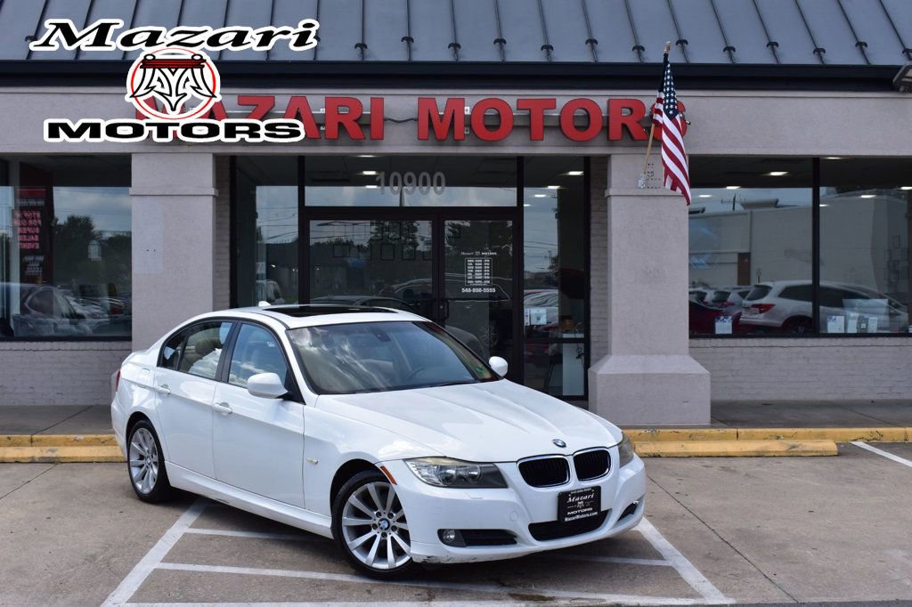 Used 2011 BMW 328i Sedan w/ Premium Pkg image 1