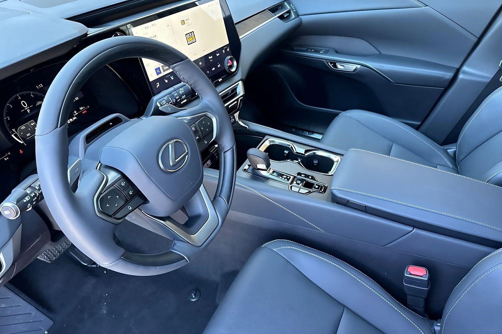 New 2026 Lexus RX 350 AWD image 4