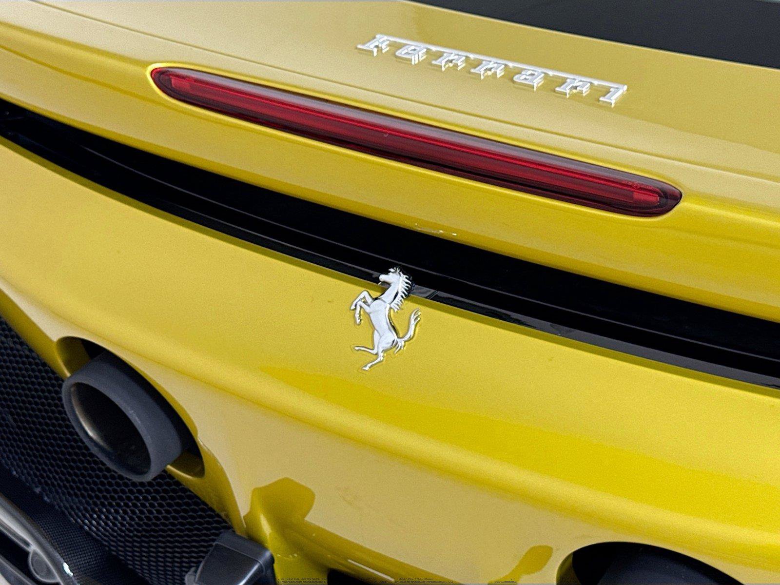 Used 2022 Ferrari SF90 Spider AWD/4WD image 35