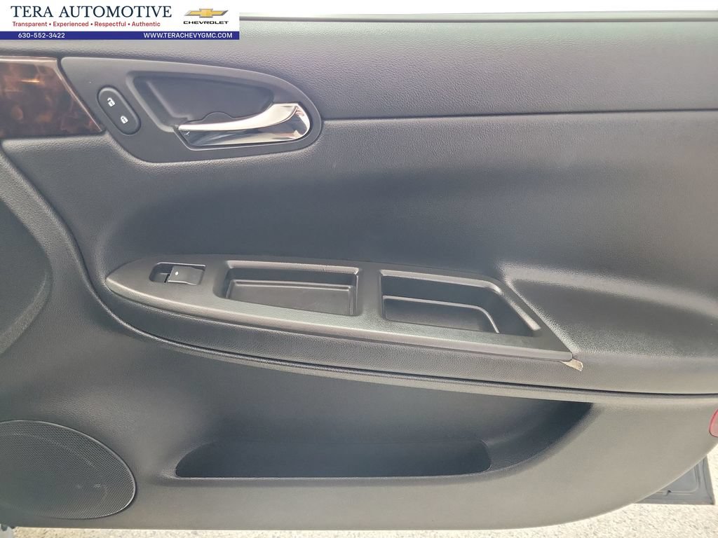 Used 2013 Chevrolet Impala LTZ FWD image 19