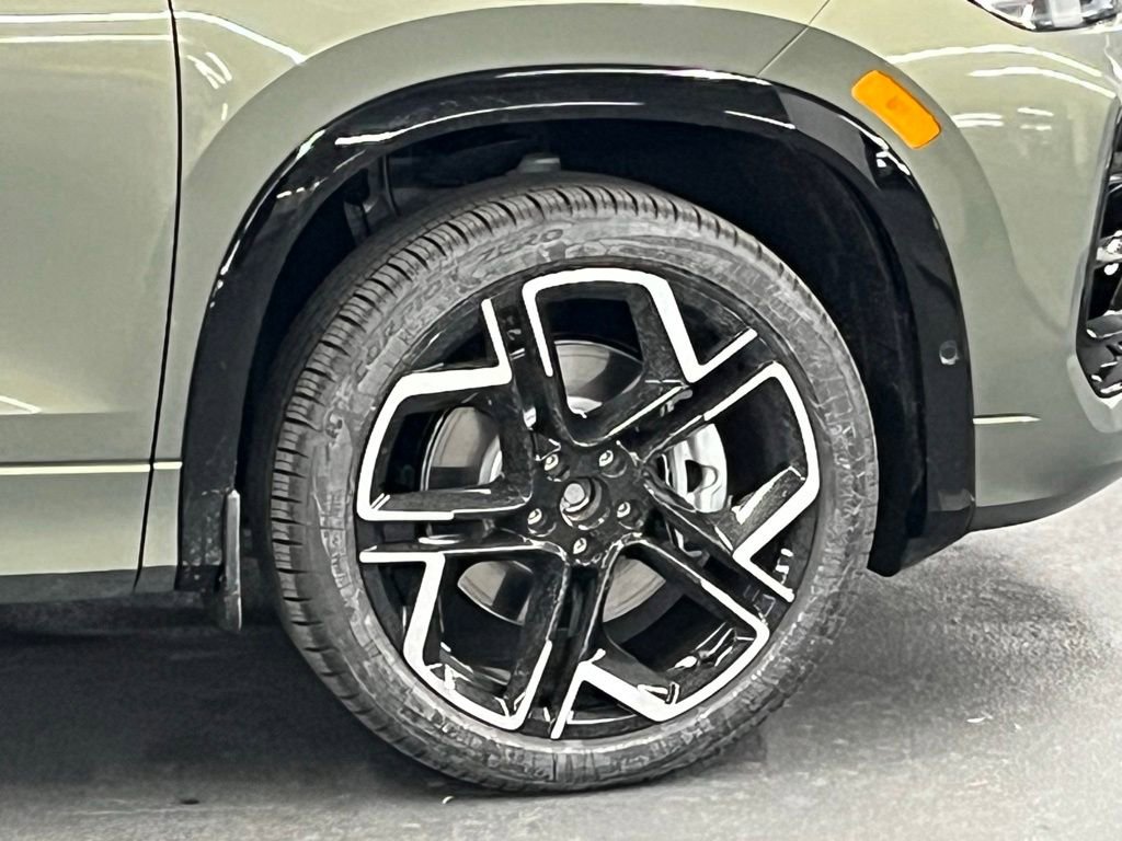 New 2026 Volkswagen Tiguan SEL R-Line AWD/4WD image 42