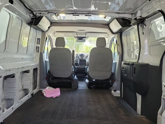 Used 2017 Ford Transit 150 130 Low Roof RWD image 7