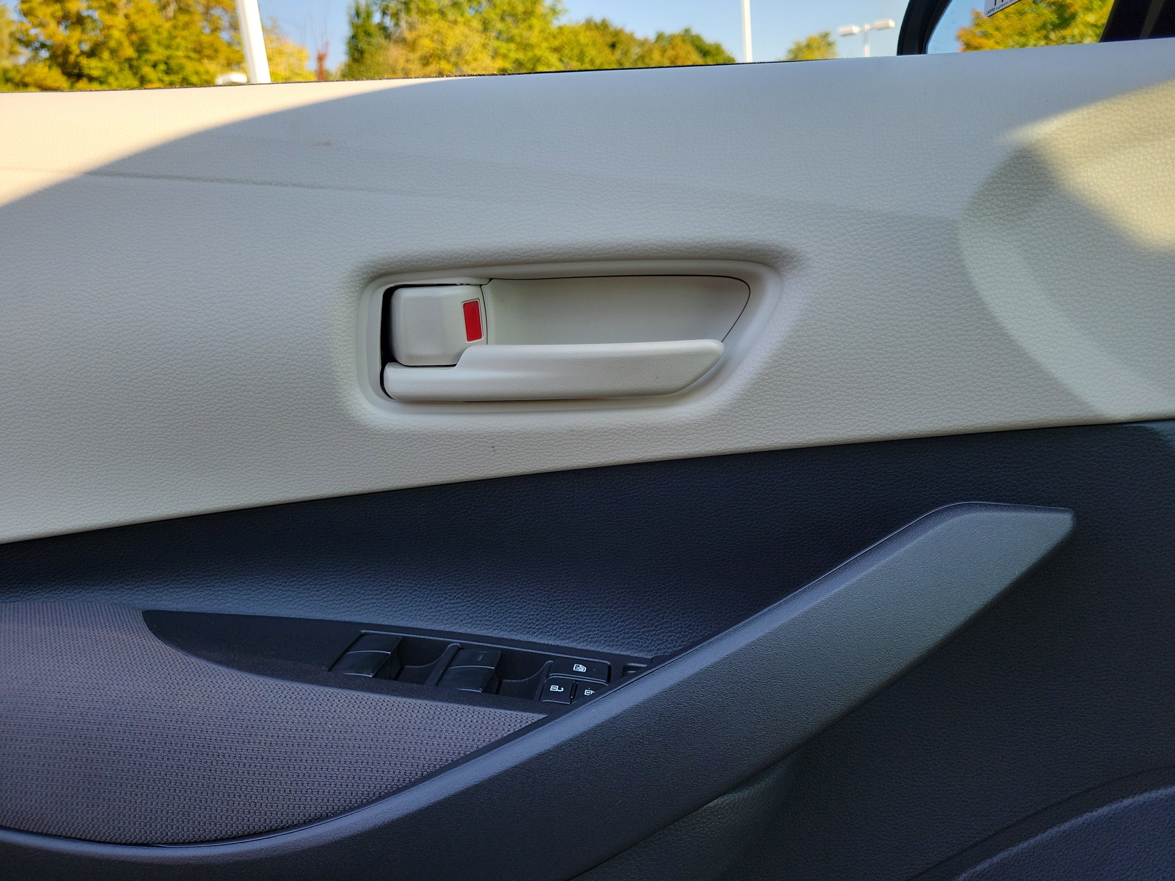 New 2025 Toyota Corolla LE image 13