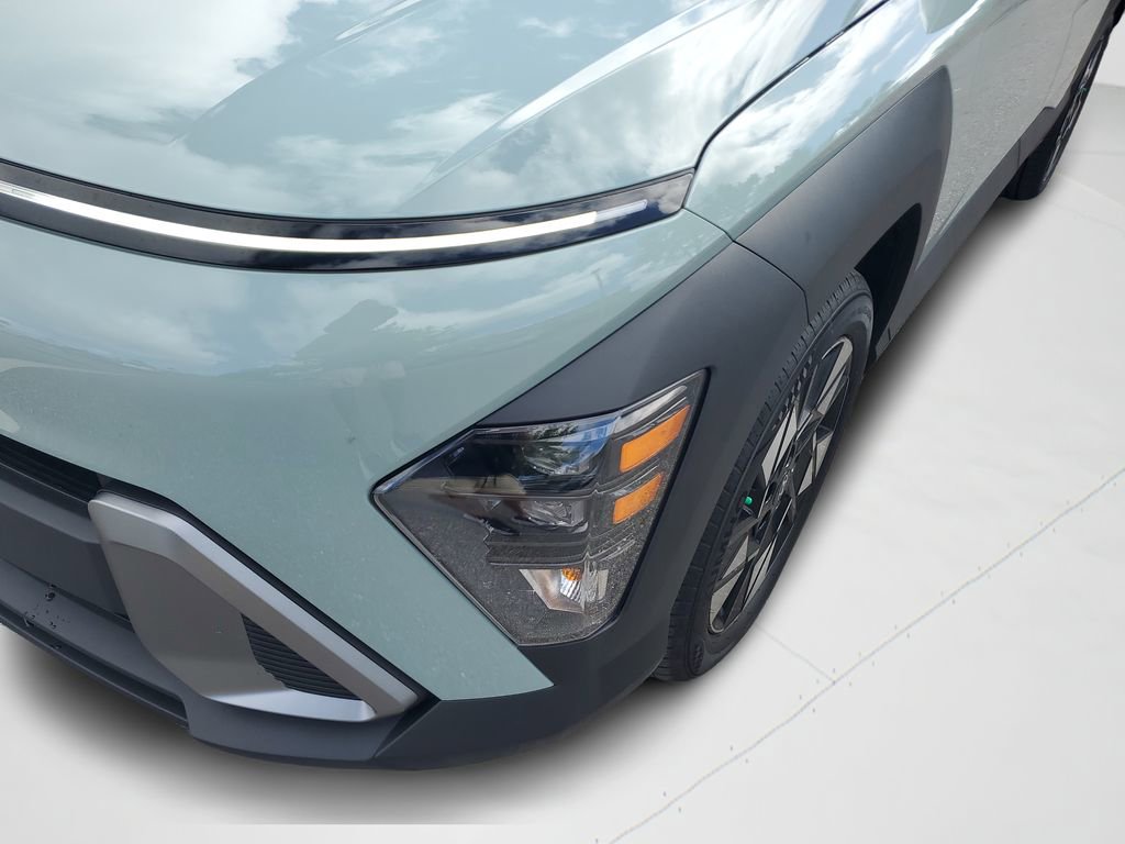 Certified 2024 Hyundai Kona SEL w/ Convenience Package image 9