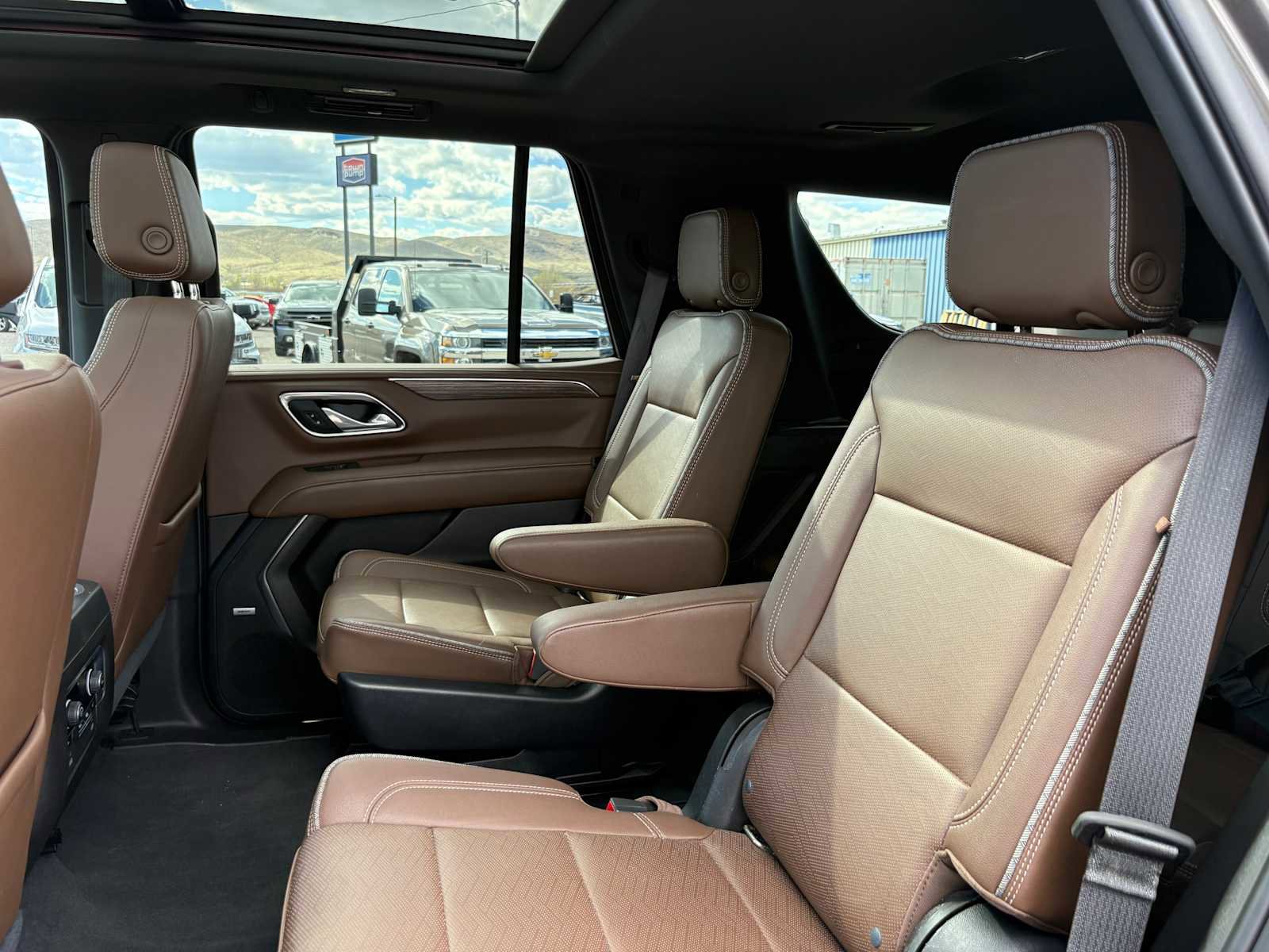 Used 2021 Chevrolet Tahoe High Country AWD/4WD image 31