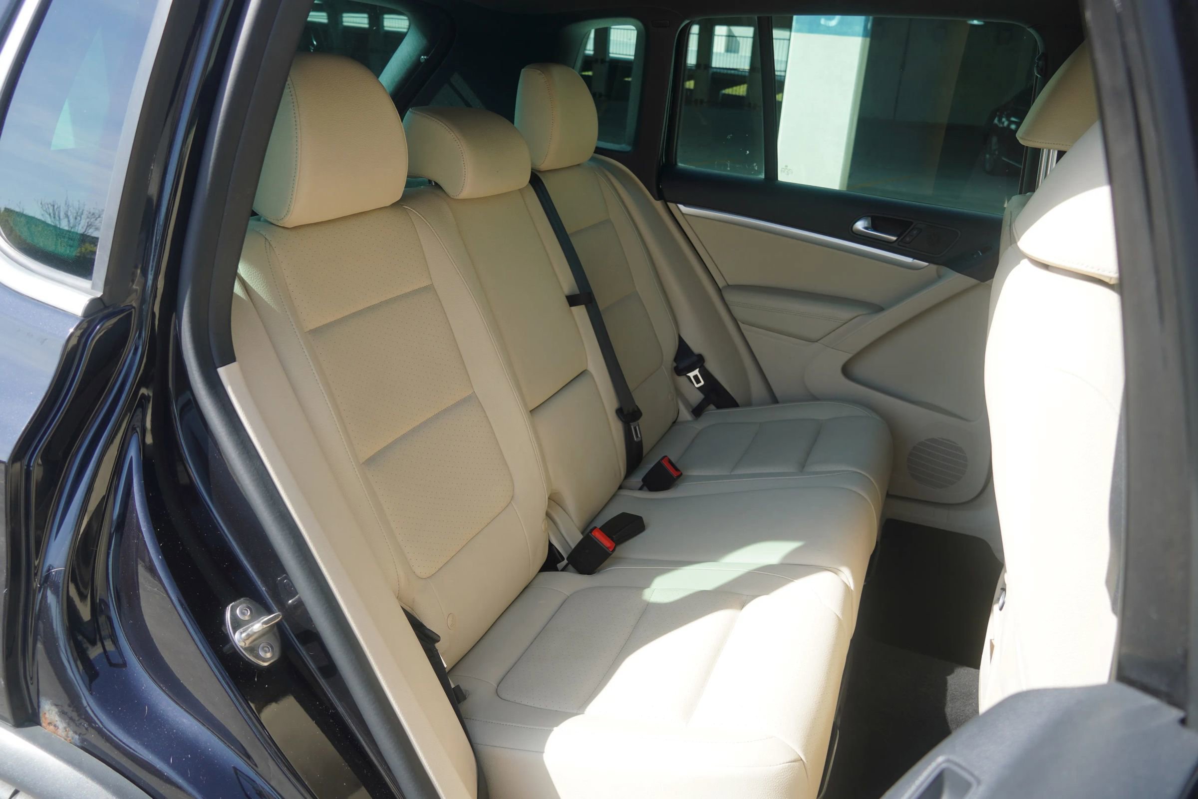 Used 2016 Volkswagen Tiguan R-Line image 37