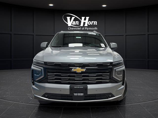 Used 2026 Chevrolet Suburban High Country AWD/4WD image 2