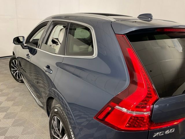 Certified 2023 Volvo XC60 B5 Plus AWD/4WD image 32