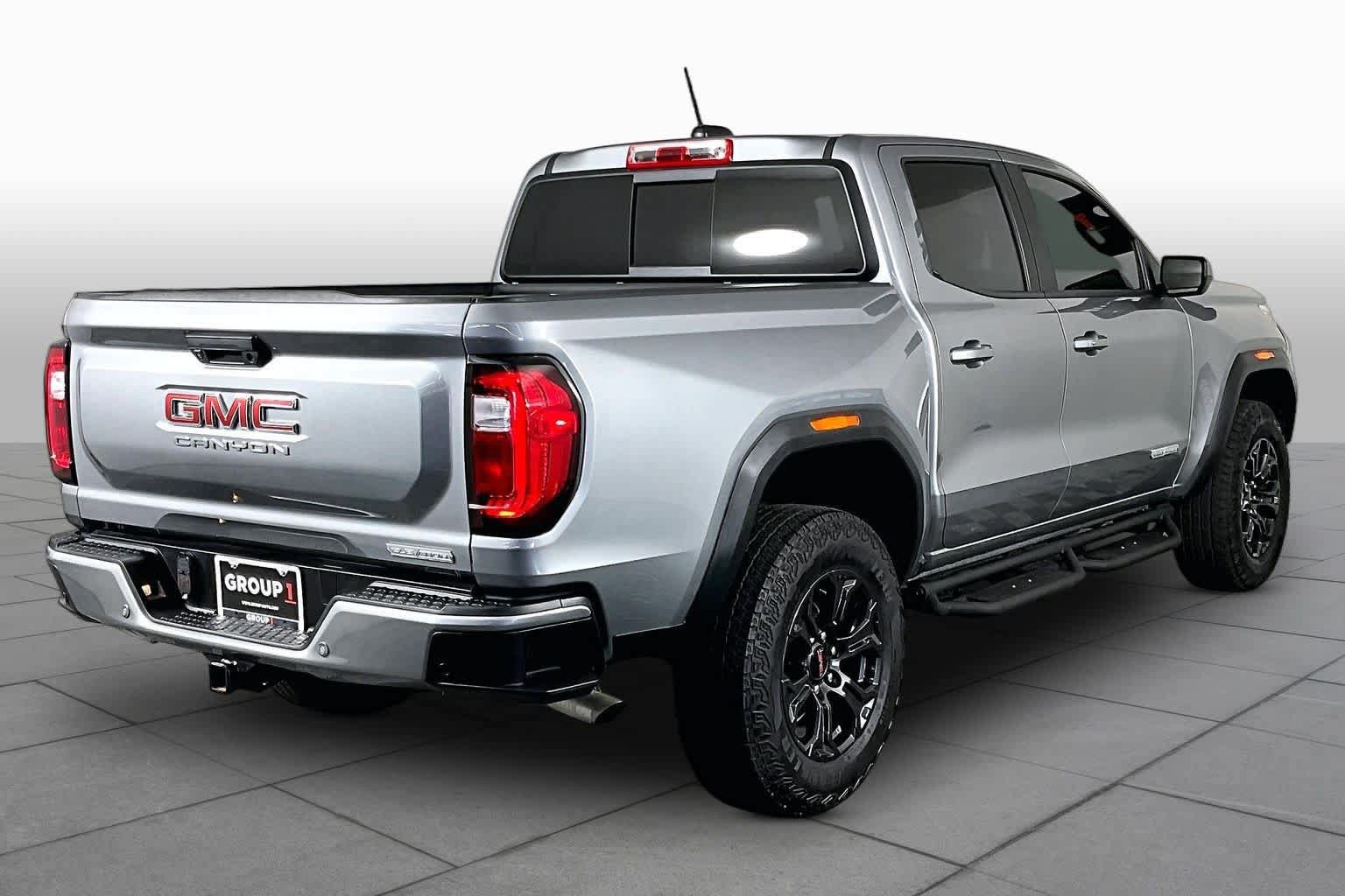 Used 2025 GMC Canyon Elevation w/ Convenience Package RWD image 12