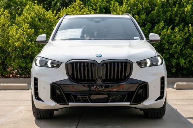 Used 2026 BMW X5 xDrive40i w/ M Sport Package AWD/4WD image 6