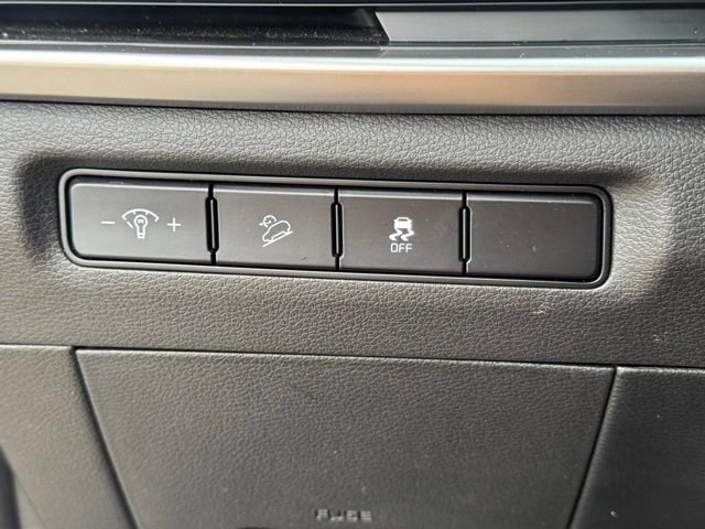 Certified 2024 Kia Telluride S w/ S Sunroof Package image 29