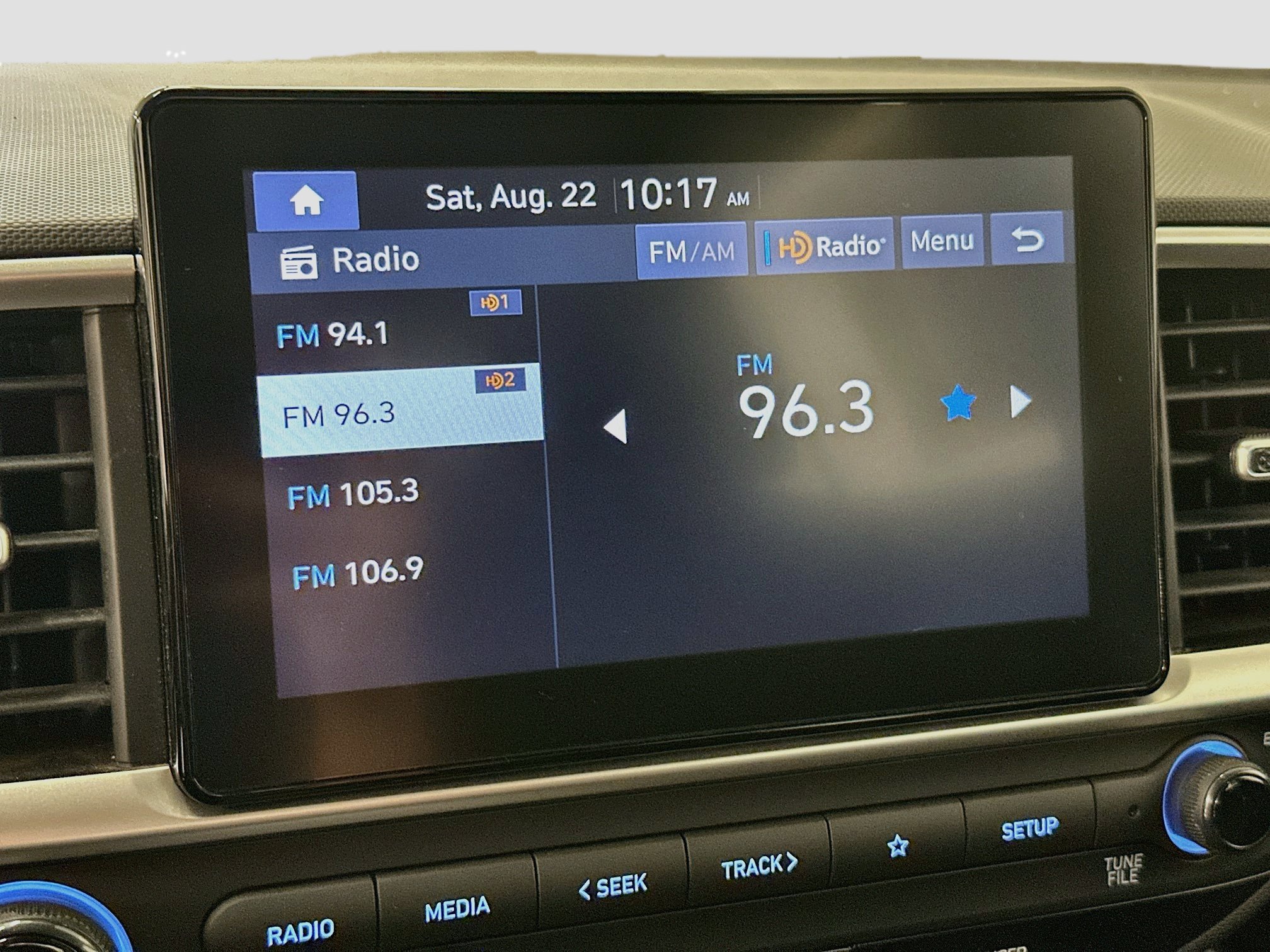 Used 2025 Hyundai Venue SEL FWD image 21