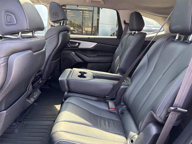 Used 2023 Acura MDX w/ Technology Package FWD image 5