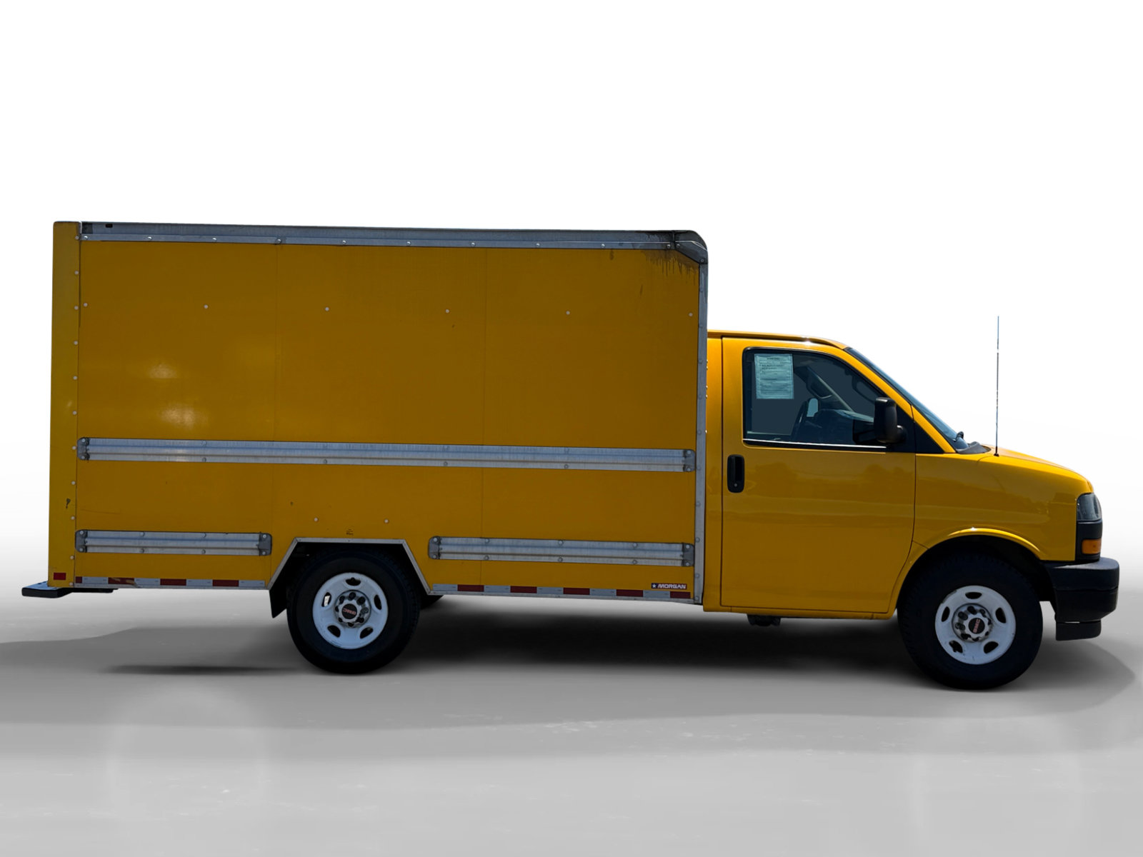 Used 2018 GMC Savana 3500 w/ Driver Convenience Package RWD image 6