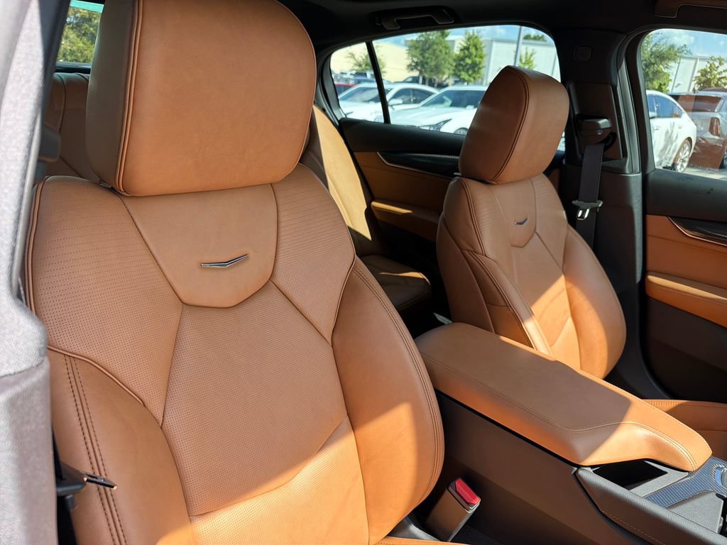 New 2026 Cadillac CT5 Sport w/ Platinum Package RWD image 36